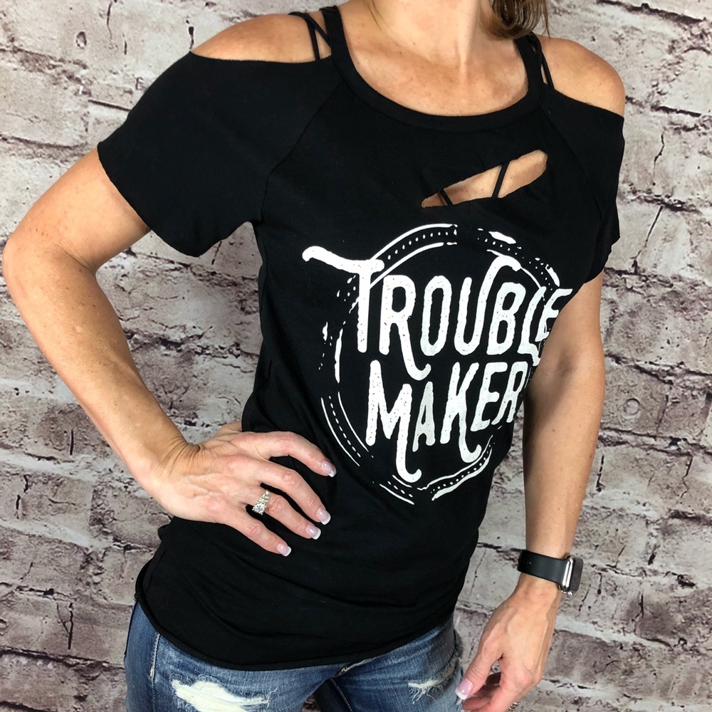 New Black Distressed Cold Shoulder Graphic T Shirt - Picture 2 of 8